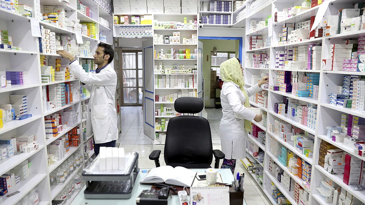 یک متخصص به یورونیوز: تحریم‌های آمریکا داروهای ضد سرطان را در ایران کاهش نداده است