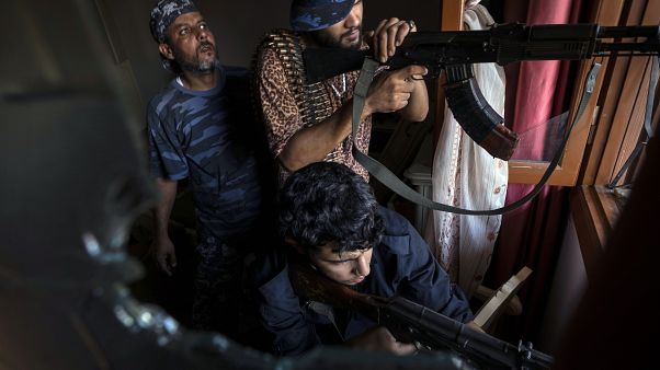 Türkiye'nin Libya'ya IŞİD ve El Kaide bağlantılı savaşçı gönderdiği iddia edildi Türkiye'nin Libya'ya IŞİD ve El Kaide bağlantılı savaşçı gönderdiği iddia edildi