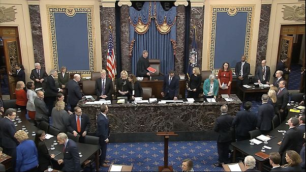 Сенат Конгресса США оправдал Дональда Трампа по обеим статьям импичмента Сенат Конгресса США оправдал Дональда Трампа по обеим статьям импичмента