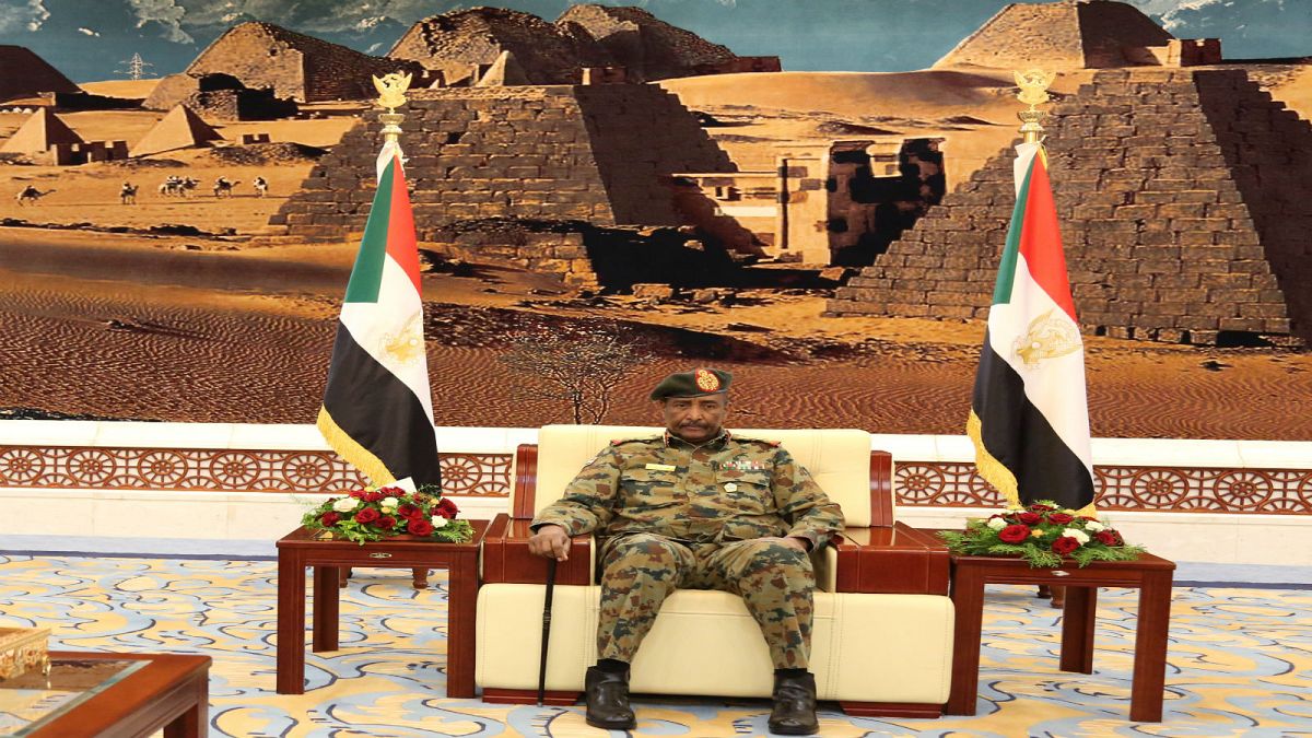 الجنرال عبد الفتاح البرهان رئيس المجلس السيادي الانتقالي في السودان. آب 2019