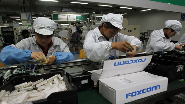 Apple şirketine koronavirüs etkisi: iPhone fabrikasında çalışanlar karantinaya alınacak Apple şirketine koronavirüs etkisi: iPhone fabrikasında çalışanlar karantinaya alınacak