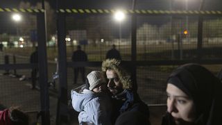 'Open borders!': 200 migrants stuck at Serbia-Hungary border demand EU entry