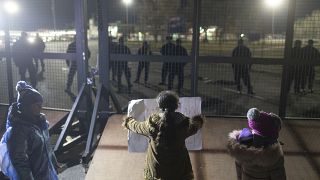 Дети мигрантов хотят в Венгрию