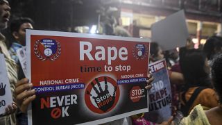 Hindistan'da tecavüz olaylarına karşı protesto gösterileri