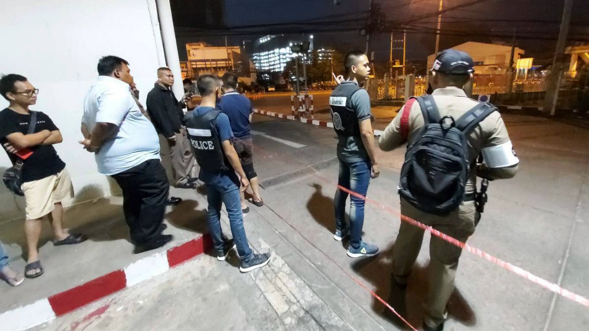 سربازی در تایلند حاضران در مرکز خرید را به رگبار گلوله بست؛ حداقل ۲۰ کشته