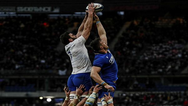 Rugby, Sei Nazioni: Francia batte Italia, a Parigi finisce 35-22 Rugby, Sei Nazioni: Francia batte Italia, a Parigi finisce 35-22