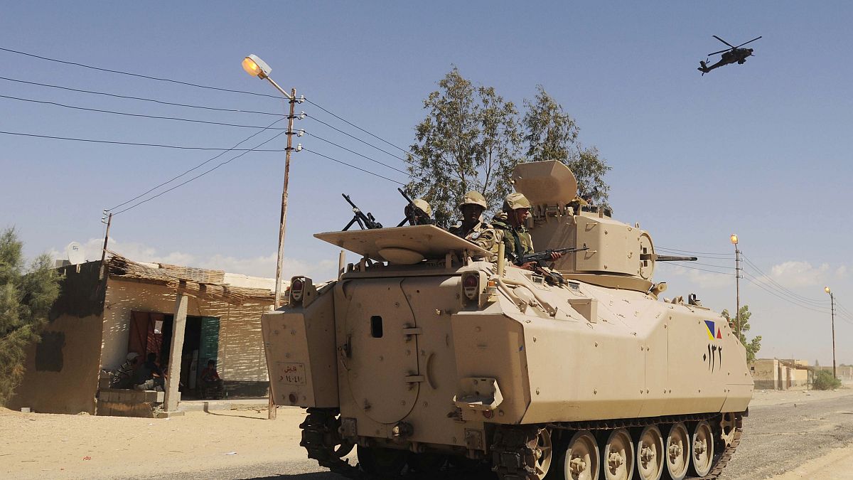 دورية مؤللة تابعة للجيش المصري في شمال سيناء 