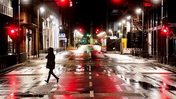 Menschenleere Straßen am Montagmorgen in Frankfurt. Menschenleere Straßen am Montagmorgen in Frankfurt.