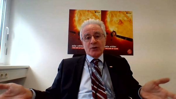 Solar Orbiter, intervista a Paolo Ferri sulla sonda che viaggia verso il sole Solar Orbiter, intervista a Paolo Ferri sulla sonda che viaggia verso il sole