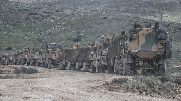 Milli Savunma Bakanlığı: 'İdlib'de 5 asker şehit oldu, 5 asker de yaralandı' Milli Savunma Bakanlığı: 'İdlib'de 5 asker şehit oldu, 5 asker de yaralandı'