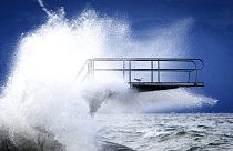 L'Uragano Ciara soffia sull'Europa venti a forza da record