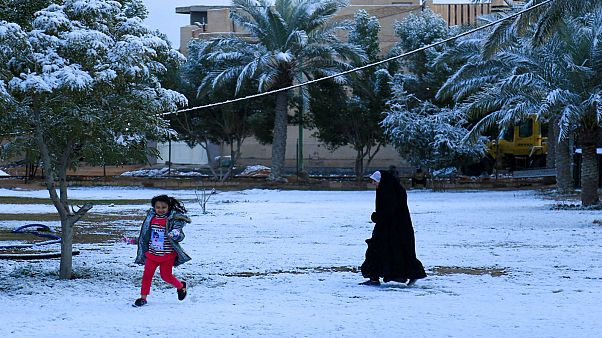 تساقط الثلوج في بغداد تساقط الثلوج في بغداد