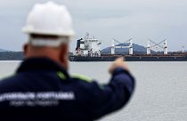 دستگیری ۵ آمریکایی به اتهام تلاش برای تجارت نفت تحریم‌شده ایران 