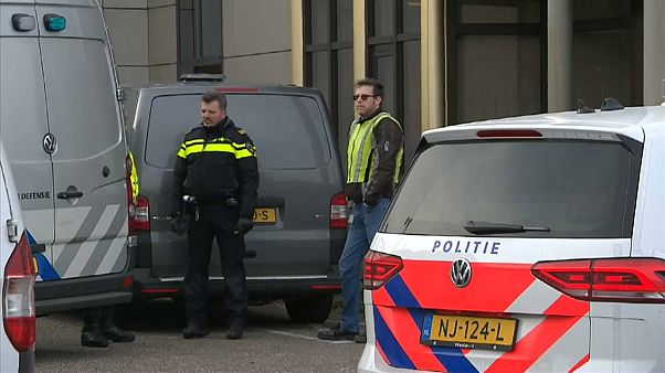 Briefbomben in den Niederlanden: Erpresser fordert Bitcoins Briefbomben in den Niederlanden: Erpresser fordert Bitcoins