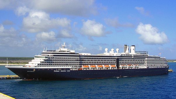 Thailand bars cruise ship amid coronavirus fears