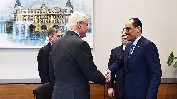 Suriye için diplomasi trafiği: Kalın Jeffrey ile; Akar Esper'le görüştü Suriye için diplomasi trafiği: Kalın Jeffrey ile; Akar Esper'le görüştü