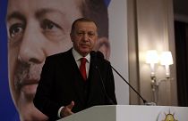 Erdoğan: Türkiye'nin karşısında hangi gavur varsa onun kılıcını çalanları ifşa edeceğiz