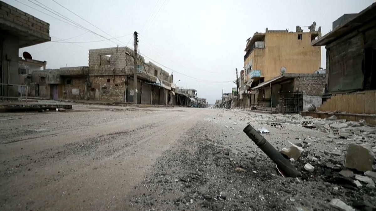 Suriye'de çatışmaların gölgesinde terk edilmiş harap kasabalar