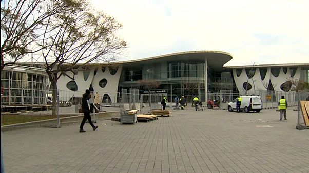 Barcelona: Mobilfunk-Messe MWC fällt wegen der Coronavirus-Gefahr aus Barcelona: Mobilfunk-Messe MWC fällt wegen der Coronavirus-Gefahr aus