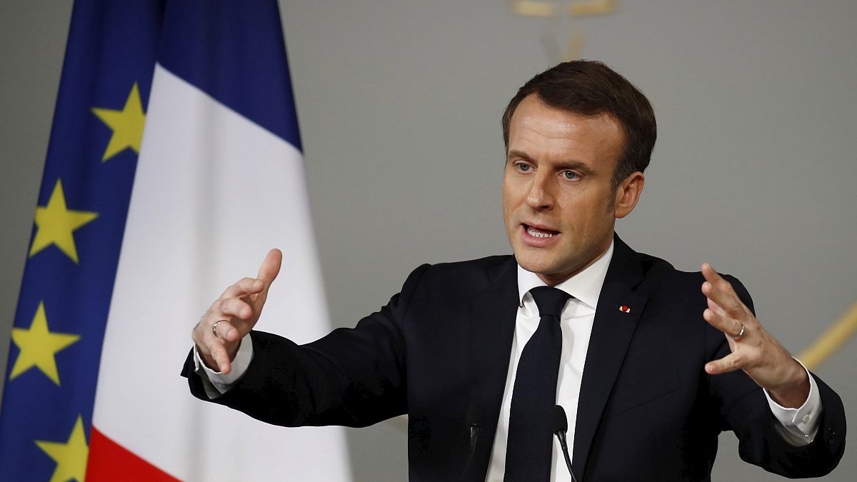 Macron pede política europeia do carbono