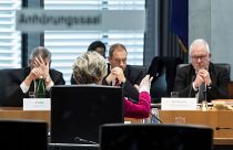 رئيسة المفوضية الأوروبية تقرّ بارتكاب أخطاء أثناء تولّيها وزارة الدفاع في ألمانيا
