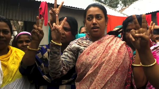 Au Bangladesh, les funérailles religieuses d'une prostituée font tomber un tabou Au Bangladesh, les funérailles religieuses d'une prostituée font tomber un tabou