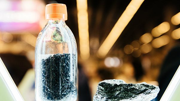 Graphene: Meet the material of the future that's 200 times stronger than steel Graphene: Meet the material of the future that's 200 times stronger than steel