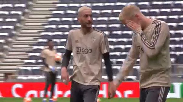 A Chelsea-ben folytatja az Ajax-támadó A Chelsea-ben folytatja az Ajax-támadó
