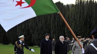 وزير المجاهدين الجزائري الطيب زيتوني برفقة وزير المحاربين القدامى والذكرى الفرنسي جان مارك توديسكيني