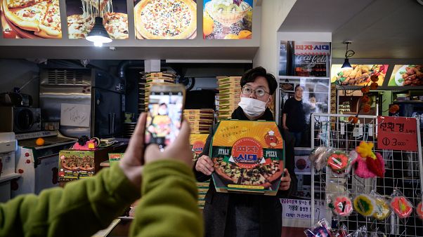 Pizza, Keller, Kakerlake: Auf den Spuren von "Parasite" in Seoul Pizza, Keller, Kakerlake: Auf den Spuren von "Parasite" in Seoul