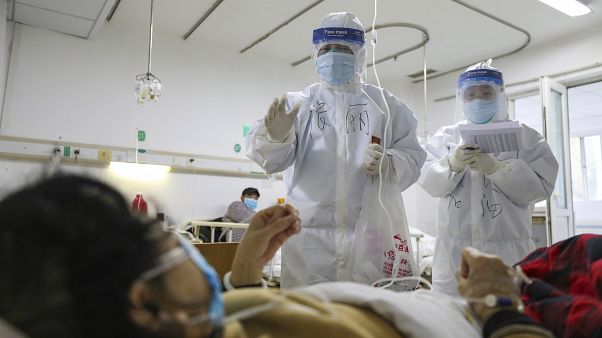 Koronavirüs (Covid-19) salgını: Türkiye'de karantinadaki 42 kişinin gözlem süresi sona erdi Koronavirüs (Covid-19) salgını: Türkiye'de karantinadaki 42 kişinin gözlem süresi sona erdi