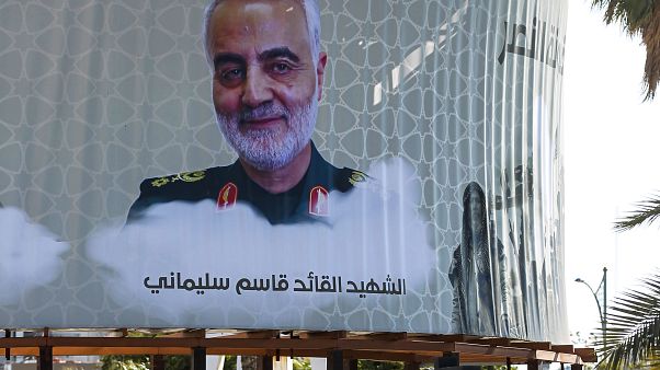 صورة كبيرة لقاسم سليماني في الكرادة بالعاصمة العراقية بغداد صورة كبيرة لقاسم سليماني في الكرادة بالعاصمة العراقية بغداد