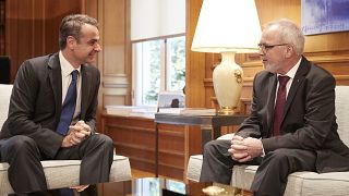 Ο πρωθυπουργός Κυριάκος Μητσοτάκης με τον πρόεδρο της Ευρωπαϊκής Τράπεζας Επενδύσεων Werner Hoyer