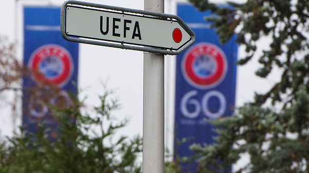 Financial Fair Play: Όταν η UEFA βγάζει «κόκκινη κάρτα» Financial Fair Play: Όταν η UEFA βγάζει «κόκκινη κάρτα»
