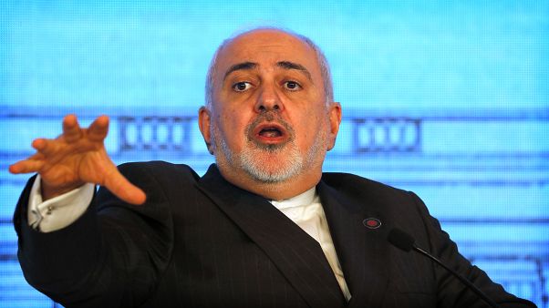 ظریف: فناوری رمزگشایی از جعبهٔ سیاه هواپیمای اوکراینی را نداریم ولی آن را نمیدهیم ظریف: فناوری رمزگشایی از جعبهٔ سیاه هواپیمای اوکراینی را نداریم ولی آن را نمیدهیم