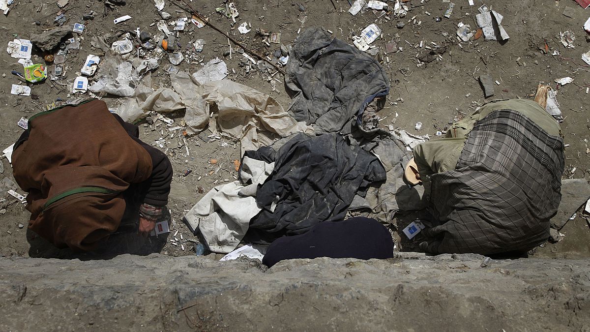 پلیس افغانستان: ۹ بی‌خانمان معتاد به ضرب گلوله افراد ناشناس کشته شدند