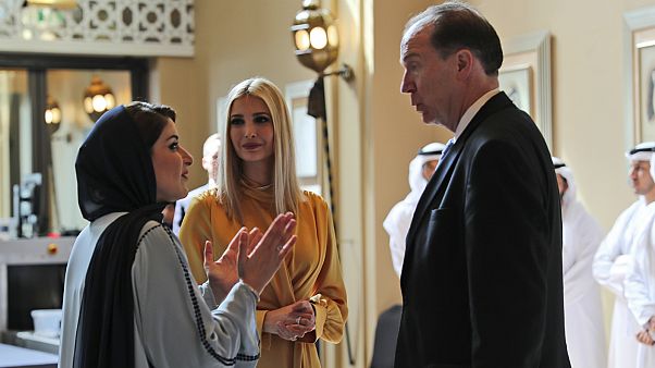 إيفانكا ترامب وديفيد مالباس رئيس البنك الدولي، ولمياء عبد العزيز خان، المديرة التنفيذية للمنتدى العالمي للمرأة، خلال المنتدى العالمي للمرأة في دبي، الإمارات العربية المتحدة. إيفانكا ترامب وديفيد مالباس رئيس البنك الدولي، ولمياء عبد العزيز خان، المديرة التنفيذية للمنتدى العالمي للمرأة، خلال المنتدى العالمي للمرأة في دبي، الإمارات العربية المتحدة.