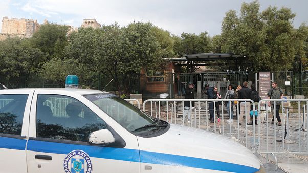 Έρευνα για τα αίτια θανάτου 11μηνου βρέφους από τη Συρία - 'Εφερε σημάδια σεξουαλικής κακοποίησης Έρευνα για τα αίτια θανάτου 11μηνου βρέφους από τη Συρία - 'Εφερε σημάδια σεξουαλικής κακοποίησης