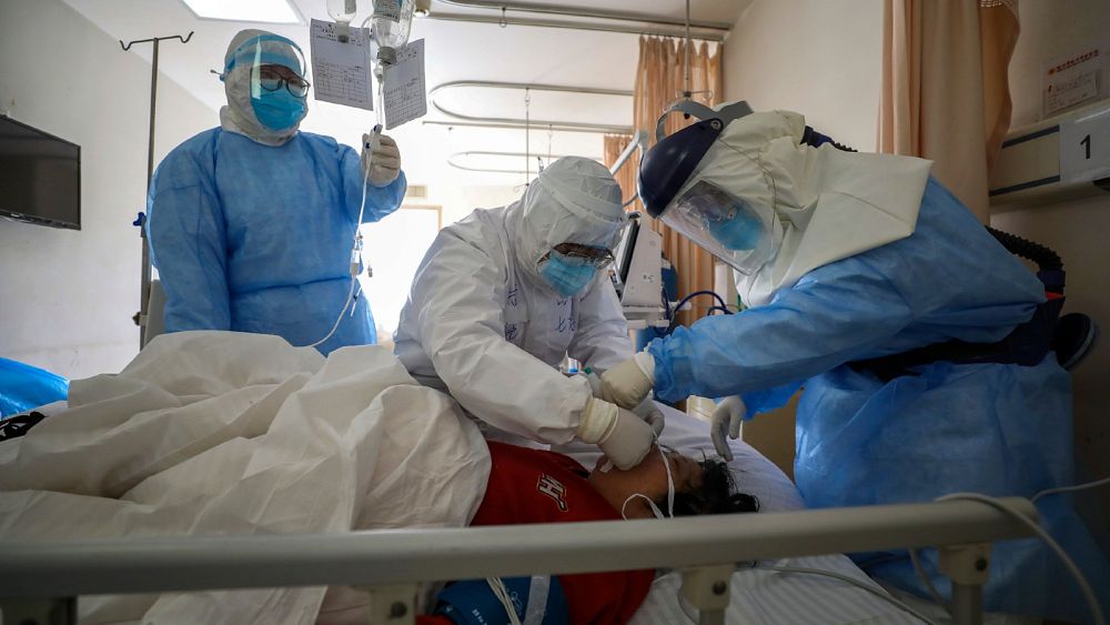 Covid-19 : plus de 70 000 cas confirmés et 1 770 morts en Chine