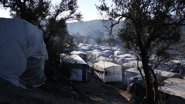 Μεταναστευτικό: "Παγώνουν" για μια εβδομάδα οι επιτάξεις εκτάσεων στα νησιά Μεταναστευτικό: "Παγώνουν" για μια εβδομάδα οι επιτάξεις εκτάσεων στα νησιά