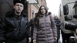 Mahkeme karantinadan kaçan Rus kadının hastaneye geri gönderilmesine karar verdi