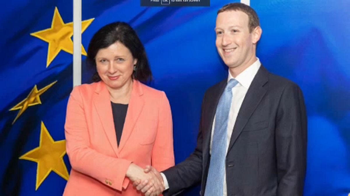 Titkolták Zuckerberg brüsszeli találkozóit