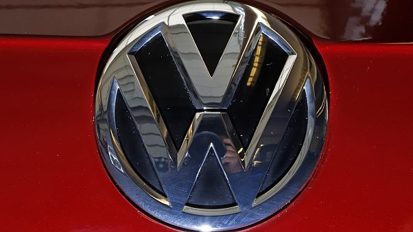 Alman otomobil devi Volkswagen Türkiye'ye yatırım kararını yeniden erteledi Alman otomobil devi Volkswagen Türkiye'ye yatırım kararını yeniden erteledi