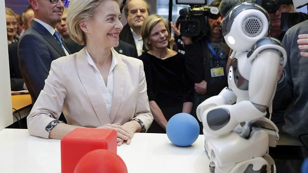 La présidente de la Commission européenne Ursula von der Leyen La présidente de la Commission européenne Ursula von der Leyen