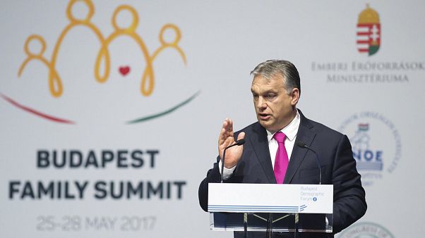 Bruxelles s'interroge sur le plan hongrois visant à stimuler la natalité du pays Bruxelles s'interroge sur le plan hongrois visant à stimuler la natalité du pays
