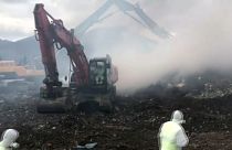 "Es kratzt im Hals und stinkt": Nach Mülldeponie-Unfall im Baskenland 