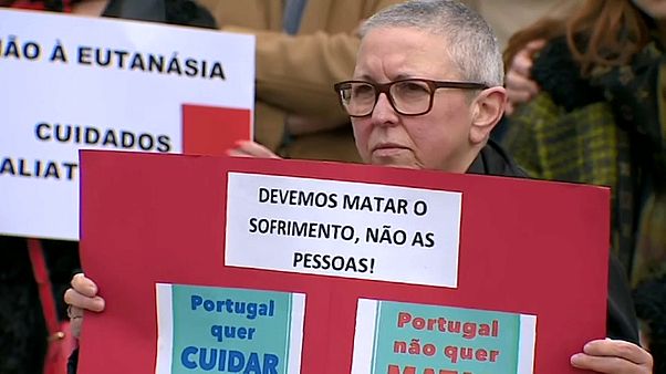 #euroviews : l'euthanasie au Portugal, un revers pour Tesla en Allemagne et le printemps à Moscou #euroviews : l'euthanasie au Portugal, un revers pour Tesla en Allemagne et le printemps à Moscou