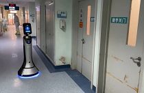 A koronavírus elleni küzdelmet kórházi robot segíti Pekingben