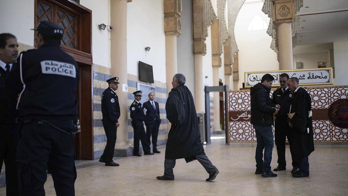 المحكمة التي تم فيها محاكمة مغني الراب المغربي كناوي بتهمة إهانة الشرطة، في مدينة سلا، المغرب - الاثنين 25 نوفمبر  2019
