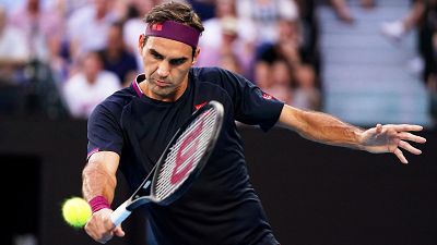 Federert megműtötték, kihagyja a Roland Garrost